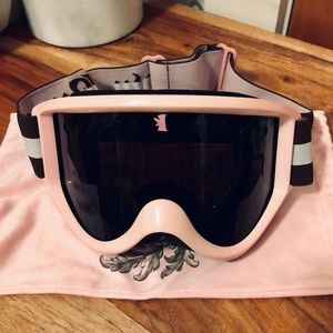 Juicy Couture Snow Bunny Goggles